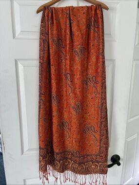 Orange Paisley Pashmina Head Warp Scarf Fringe Gray Reverse Side